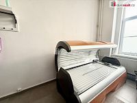 Nabízíme k pronájmu prostorný byt 2+kk s parkováním a zázemím v klidné lokalitě u jezera Milada - 16