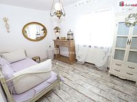 Rodinný dům 5+1 s krásnou zahradou, zahradní besedou, venkovním domkem a garáží v Dolním Rychnově - 10