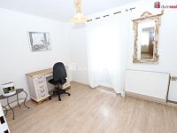 Rodinný dům 5+1 s krásnou zahradou, zahradní besedou, venkovním domkem a garáží v Dolním Rychnově - 12