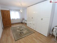 Rodinný dům 5+1 s krásnou zahradou, zahradní besedou, venkovním domkem a garáží v Dolním Rychnově - 13