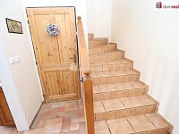 Rodinný dům 5+1 s krásnou zahradou, zahradní besedou, venkovním domkem a garáží v Dolním Rychnově - 15