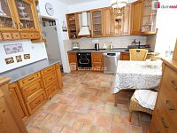 Rodinný dům 5+1 s krásnou zahradou, zahradní besedou, venkovním domkem a garáží v Dolním Rychnově - 7