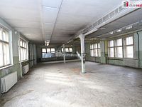 Bývalá škola dechových hudebních nástrojů v Kraslicích - 2