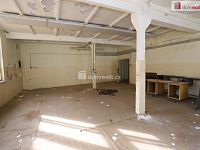 Bývalá škola dechových hudebních nástrojů v Kraslicích - 9