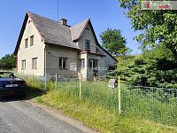 RD v Sedmihorkách u Turnova s pozemky cca 3000 m2 - 2