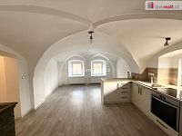 Pronájem krásného bytu 4+kk v rodinném domě ve Vchynicích - 4