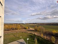 pronájem 3kk 86m2 + balkon 6m2 P10 Dolní Měcholupy rezidence Malý Háj VIII částečně zařízen garážové stání sklep