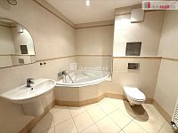 Pronájem bytu 2+kk/balkon, 72,7 m2, Praha - Letňany