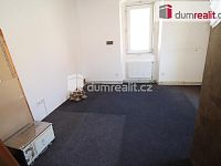 Ideální polovina domu se 14ti jednotkami s vlastní koupelnou, velkým bytem a dvěma nebytovými prostory v Kynžvartě - 23