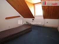 Ideální polovina domu se 14ti jednotkami s vlastní koupelnou, velkým bytem a dvěma nebytovými prostory v Kynžvartě - 24