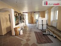 Ideální polovina domu se 14ti jednotkami s vlastní koupelnou, velkým bytem a dvěma nebytovými prostory v Kynžvartě - 4