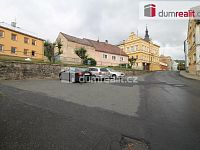 Ideální polovina domu se 14ti jednotkami s vlastní koupelnou, velkým bytem a dvěma nebytovými prostory v Kynžvartě - 8