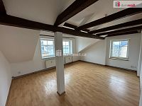 Pronájem bytu 2+1, 72 m2, Luční, Mariánské Lázně - 2