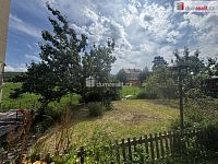 Levá část prvorepublikové vily v srdci Malvazinek - 10