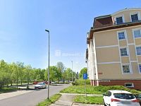 Krásný slunný byt 2+1/B/S ve druhém patře cihlového domu - 18