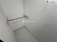 Pronájem bytu 2+kk 50 m2 P5 Hlubočepy novostavba balkon garážové stání - 10