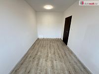 Pronájem bytu 2+kk 50 m2 P5 Hlubočepy novostavba balkon garážové stání - 6