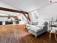 Prodej bytového domu s obchodními prostory v Karlových Varech - 4