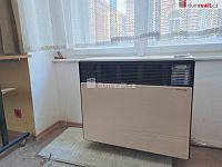 Prostorný byt 85 m2, cihlový historický dům, Praha 5 - Smíchov - 14