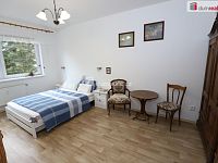 Krásný slunný byt 2+1/B/S v prvním patře cihlové novostavby v Úšovicích v Mariánských Lázních - 11