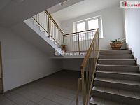 Krásný slunný byt 2+1/B/S v prvním patře cihlové novostavby v Úšovicích v Mariánských Lázních - 20