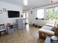 Krásný slunný byt 2+1/B/S v prvním patře cihlové novostavby v Úšovicích v Mariánských Lázních - 3