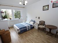 Krásný slunný byt 2+1/B/S v prvním patře cihlové novostavby v Úšovicích v Mariánských Lázních - 8