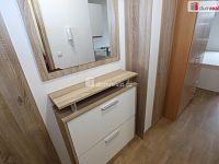 Krásná garsoniéra po kompletní rekonstrukci v pátém patře panelového domu s výtahem v Mariánských Lázních - 6