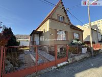 Prodej domu 121 m2 půda sklep zahrada zahradní kolna pozemek 560 m2 