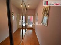 Pronájem bytu 1+kk 52 m2 zařízený balkon sklep Na Hřebenkách Praha 5 - 11