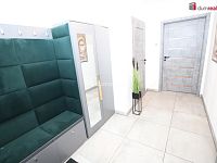 Dokončený zkolaudovaný rodinný dům 5+kk s terasou a zahradou v Chebu - 19