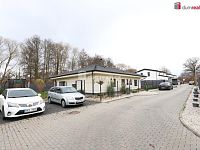 Dokončený zkolaudovaný rodinný dům 5+kk s terasou a zahradou v Chebu - 28