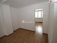 Pěkný udržovaný byt 2+1 v prvním patře cihlového domu v Habartově - 13