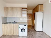 Pronájem, byt 1+kk, 25m2, Opava, ul. Holasická - 4