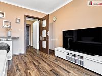 Prodej garsonky 1+kk – Ústí nad Labem, Klíše – mikrobyt s balkonem po rekonstrukci