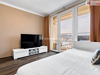 Prodej garsonky 1+kk – Ústí nad Labem, Klíše – mikrobyt s balkonem po rekonstrukci - 2