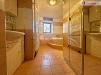 Pronájem prostorného 3+1 v centru Kutné Hory, k dispozici velká zahrada - 4