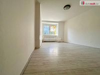 Pronájem prostorného 3+1 v centru Kutné Hory, k dispozici velká zahrada - 5