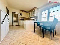 Pronájem prostorného 3+1 v centru Kutné Hory, k dispozici velká zahrada - 6