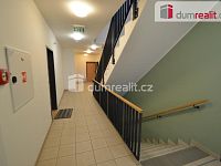 Pronájem 1kk 35m2+60m2 předzahrádka P9 Hloubětín Modrého - 14