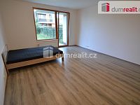 Pronájem 1kk 35m2+60m2 předzahrádka P9 Hloubětín Modrého - 3