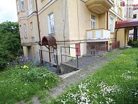 Pěkný prostorný byt 2+1 v přízemí cihlového domu se samostatným vchodem ze zahrady - 21