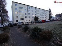 Krásný slunný byt 2+1 ve čtvrtém patře cihlového domu s výtahem v Hroznětíně u Ostrova - 13