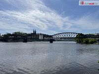 Pronájem bytu 1+1 35 m2 P5 Smíchov nový LOFT šatna - 15