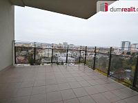 Pronájem bytu 2+kk 68 m2 + 12m2 P12 Kamýk terasa novostavba garážové stání - 12