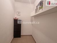 pronájem bytu 1kk s terasou a parkovacím stání - 7