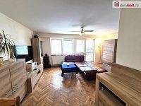 Prodej řadového domu, Maškova, Liberec - Obývací pokoj 1. NP