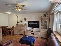 Prodej řadového domu, Maškova, Liberec - Obývací pokoj 1. NP