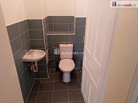 Pronájem bytových prostor 3+1, 93 m2, Sokolovská ul. Karlovy Vary - 14