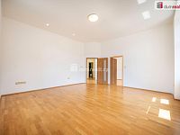 K pronájmu, bytu 3+kk, ul. Karla IV. 92/1, centrum města České Budějovice  - 7